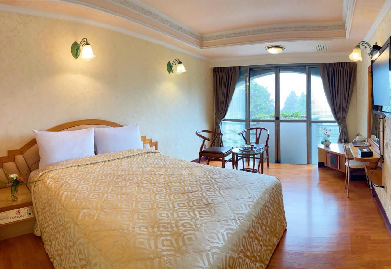Kao Feng Hotel Csungcseng Kültér fotó
