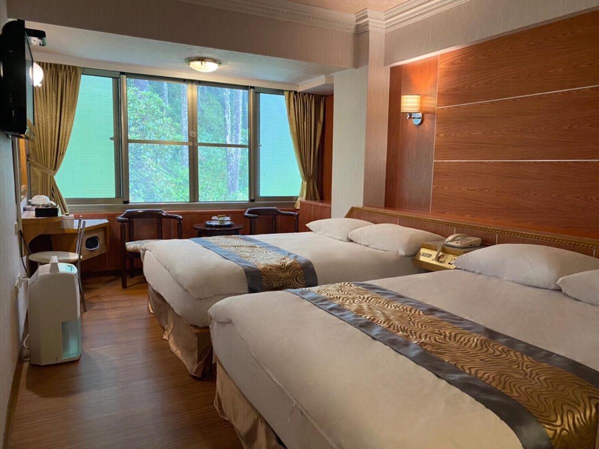 Kao Feng Hotel Csungcseng Kültér fotó