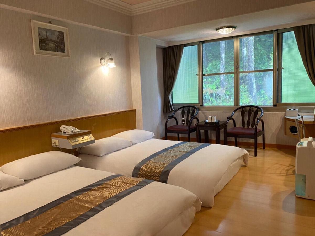 Kao Feng Hotel Csungcseng Kültér fotó